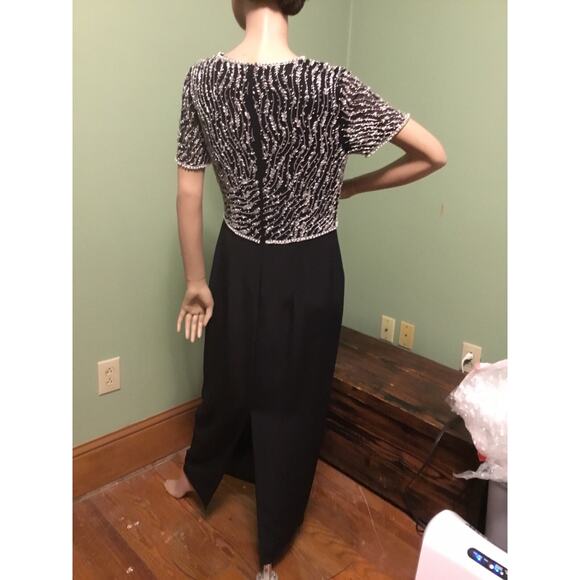 MONTAGE BY MON CHERI BLACK BEADED/PEARL KEYHOLE BODICE LONG FORMAL GOWN SZ 8 - Picture 6 of 9